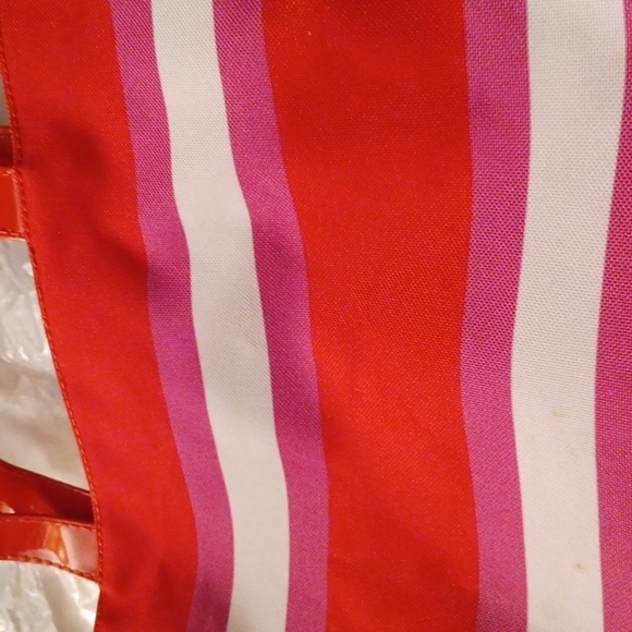 NWOT - Red and White Striped Bag - Picture 3 of 6